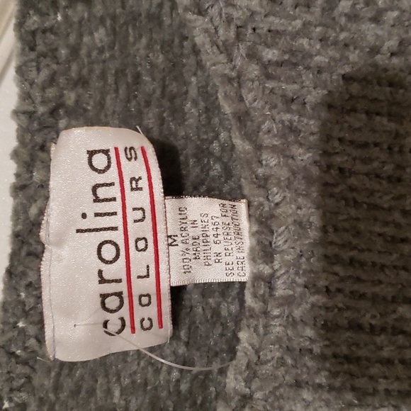 2 Women's medium Carolina Colours sweaters - Picture 6 of 6